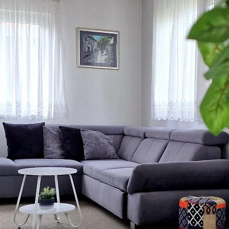 Apartment Silvana Kaštela Exterior foto